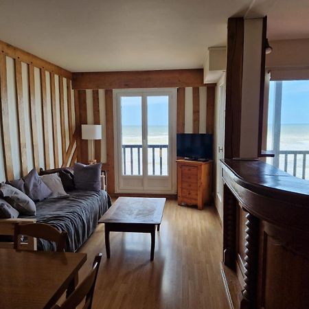 Appartement Vue Mer Cabourg Exteriör bild