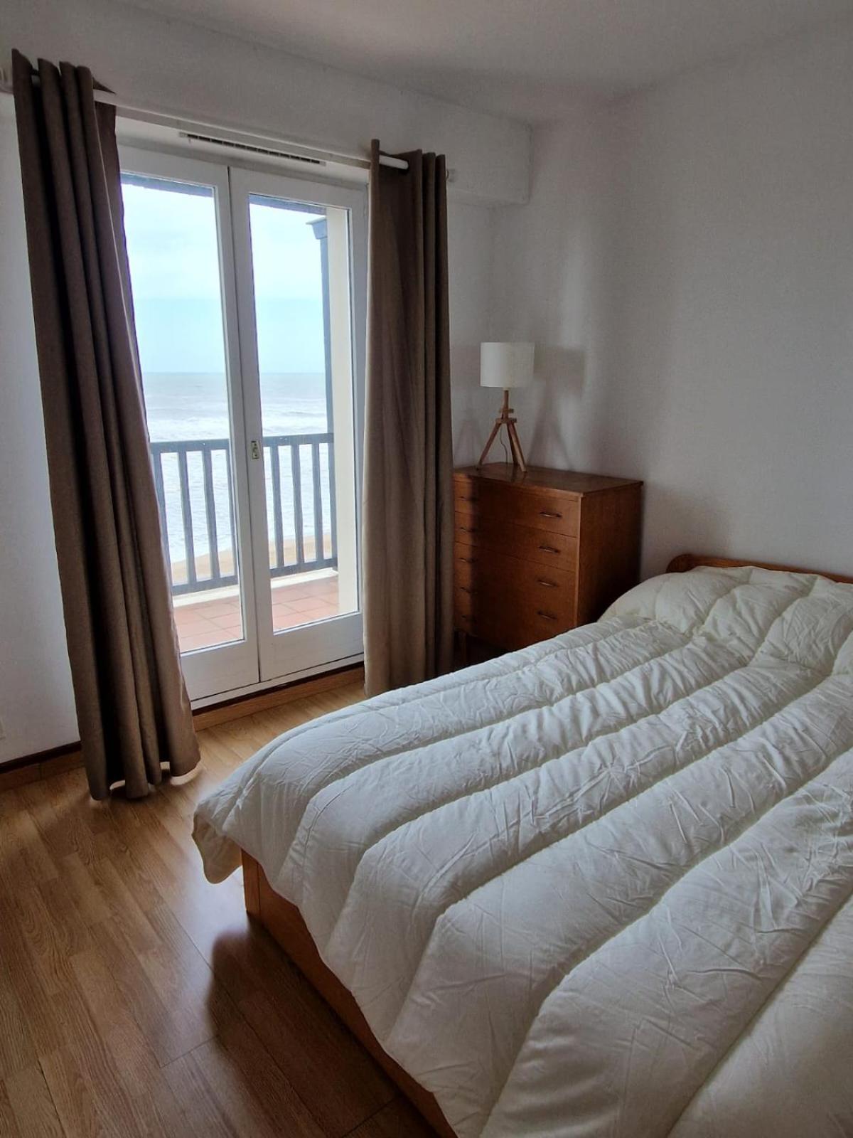 Appartement Vue Mer Cabourg Exteriör bild